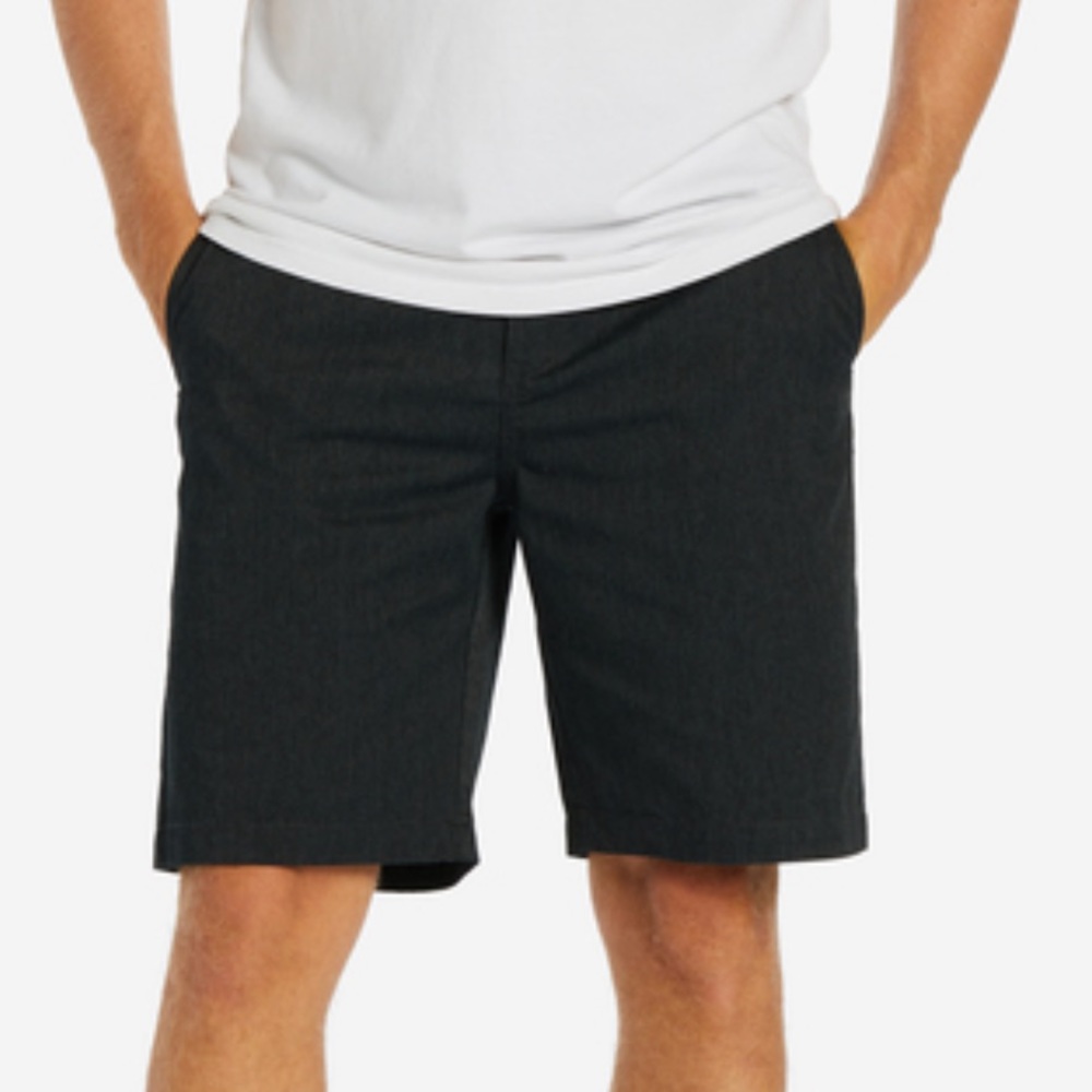 Billabong black Carter shorts 31